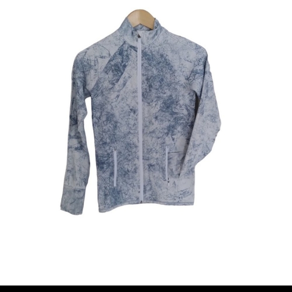 Lululemon ebb to train fitted sports hoodless jacket, size 4 excellent condition - Picture 3 of 9